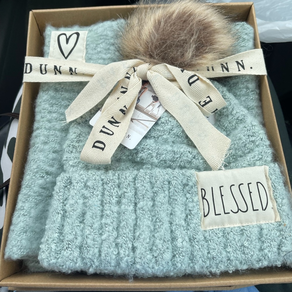 Rae Dunn beanie
